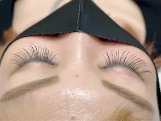 マツエク・マツパ Tink横須賀中央店Eyelash&nail所属・井出 萌美のマツエク・マツパデザイン