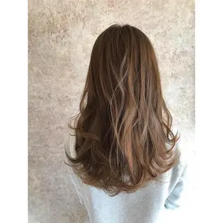 セミロング カラー due hair 京都駅前店 MILBON オージュア認定サロン【デューヘアー】所属・ハイトーンブリーチ 土坂 由志【京都】のヘアスタイル