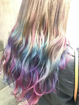 セミロング カラー 原宿サロン代表 デザインカラー伊藤卓のヘアスタイル