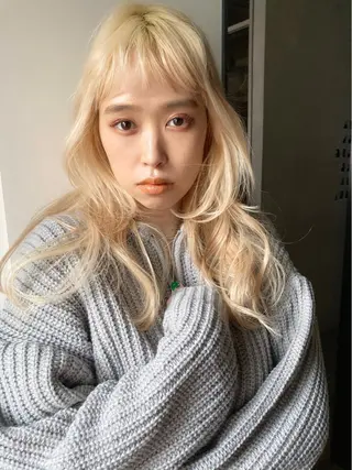 ロング カラー FILMS所属・宮城 星のヘアスタイル