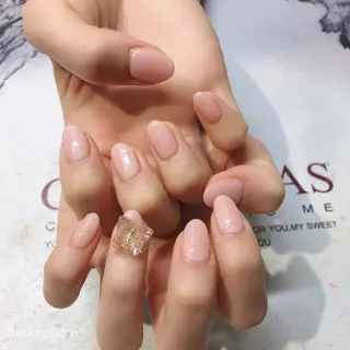 ネイル Guarendo錦糸町店所属・ガレンドウ 白澤 愛子のネイルデザイン