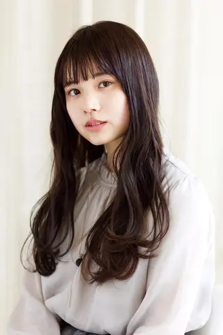 ロング カラー パーマ 水原 恵莉香のヘアスタイル