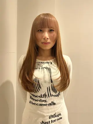 ロング カラー 松本 雪愛のヘアスタイル