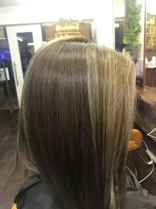 セミロング カラー 桧山 真のヘアスタイル