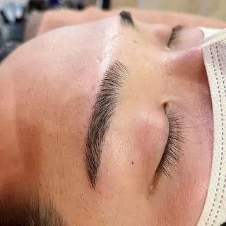 メンズ アイブロウ ブリーチ/エクステ はしもと　そな🫧のヘアスタイル