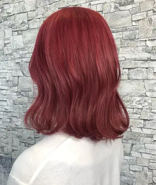 ミディアム L'wis所属・🪄🫧ハイトーン/ 乙津茜🐰L'wisのヘアスタイル