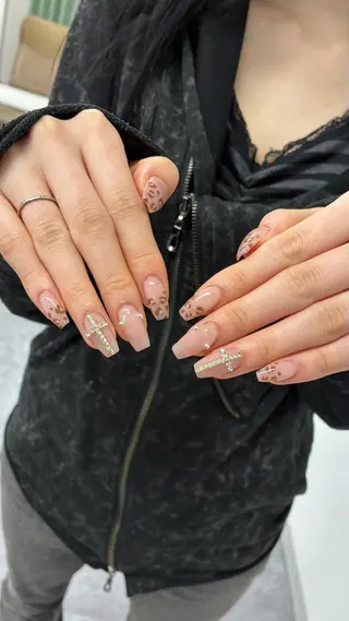 ネイル Serena studio所属・Risa 梅田/南森町ネイルのネイルデザイン