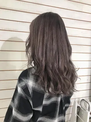 セミロング カラー 🦋美髪／エクステ 🦋アベイクミのヘアスタイル