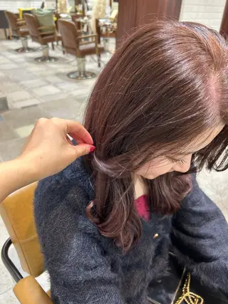 セミロング ピンク/艶感カラー / AIRI🎀🎀のヘアスタイル