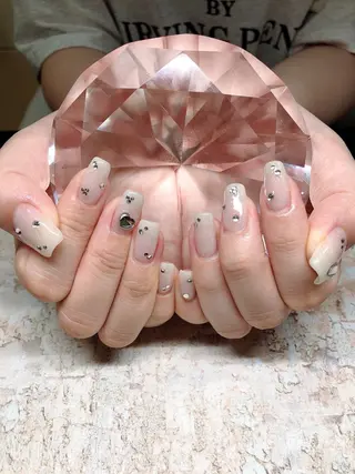 ネイル Nail room Bimano所属・Bimano seica♡+°のネイルデザイン