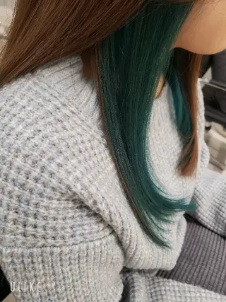 セミロング 町田 築のヘアスタイル