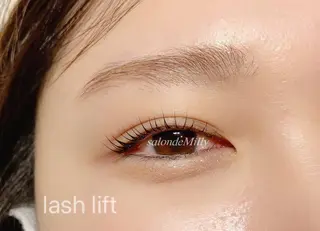 マツエク・マツパ Salon de milly ヨシザキの眉毛・アイブロウイメージ