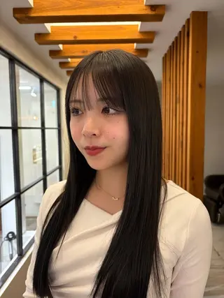 カラー 桃崎 晏地のヘアスタイル