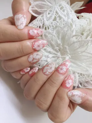 ネイル Flowerネイルサロン所属・. yukiのネイルデザイン