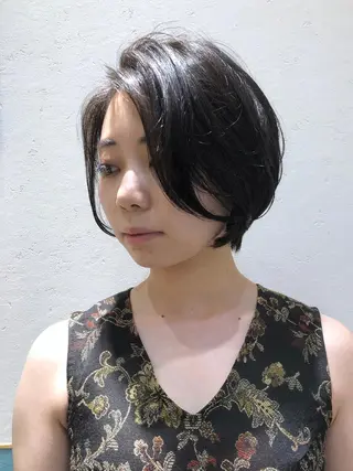 ショート カラー 似合わせ/小顔カット 🔷山方直也のヘアスタイル