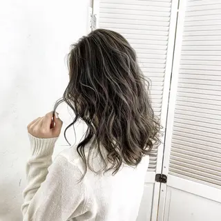 ロング カラー TATSUYA アートディレクターのヘアスタイル