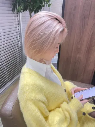 ショート カラー ARCANAブリーチ レイヤーカット/原宿のヘアスタイル