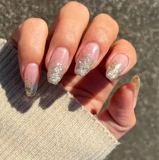 ネイル Color . Iwanoのネイルデザイン