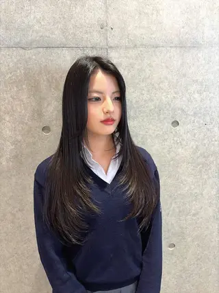 ロング 南 菜花のヘアスタイル