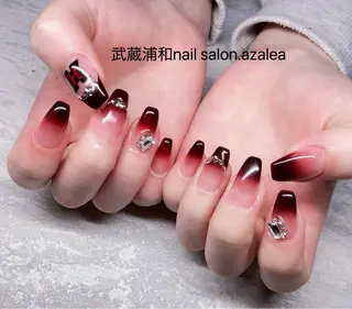 ネイル R inのネイルデザイン