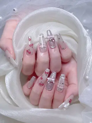 ネイル 🎀も ものネイルデザイン