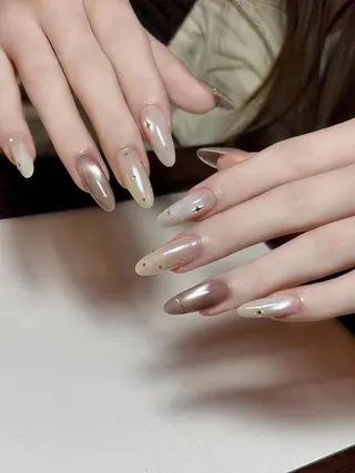 ネイル T. Leeのネイルデザイン