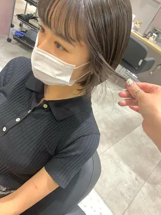 ショート カラー 🥀韓国ヘア🥀 宮津真菜のヘアスタイル