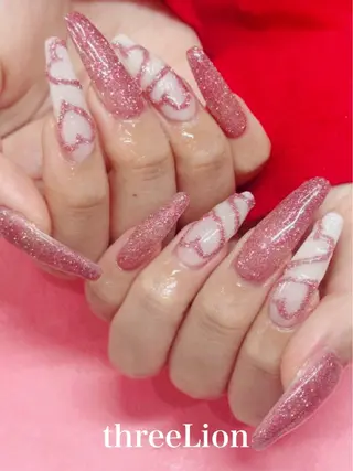 ネイル threeLion　ネイル&アイラッシュサロン所属・threeLion ネイル&アイラッシュのネイルデザイン