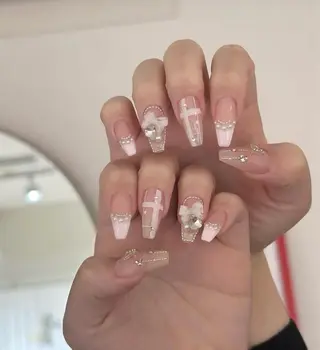 ネイル Nie Nail Shinokuboのネイルデザイン