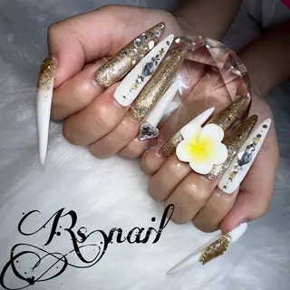 ネイル 加藤 麗華のネイルデザイン