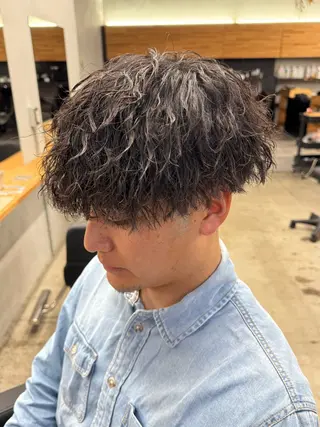 メンズ アキト/ メンズ/透明感暗髪のヘアスタイル