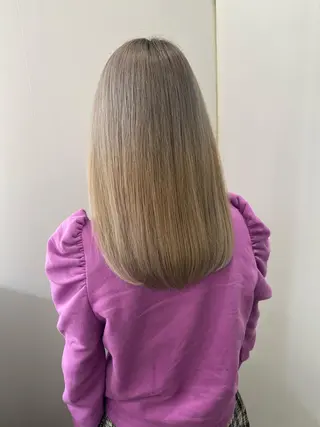 セミロング ef西大寺所属・Koyo  ボブ / レイヤースタイルのヘアスタイル