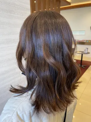 ミディアム おおづの みかるのヘアスタイル