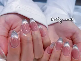 ネイル Lucky nail  小林和希のネイルデザイン
