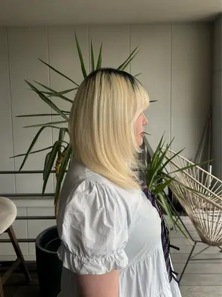 セミロング Leverage広尾所属・透明感カラー/ ぷるぷる髪質改善💖のヘアスタイル