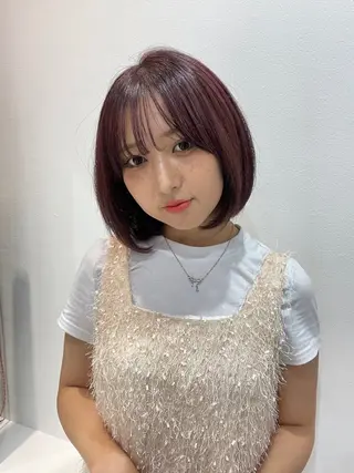 カラー karin ボブハイトーンのヘアスタイル