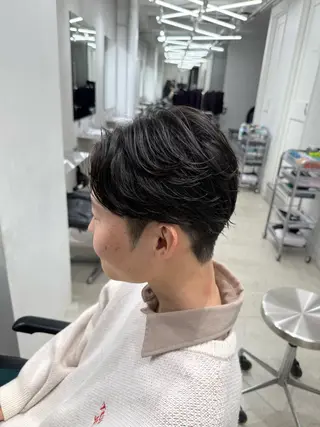 パーマ メンズ 深谷 侑亮のヘアスタイル