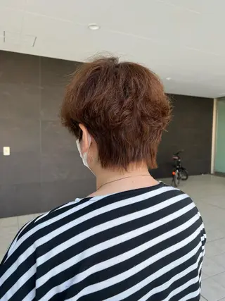 ショート 〆田 幸子のヘアスタイル