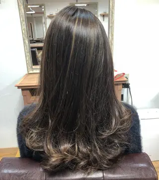 セミロング カラー ヘアアレンジ 遠藤 拓馬のヘアスタイル