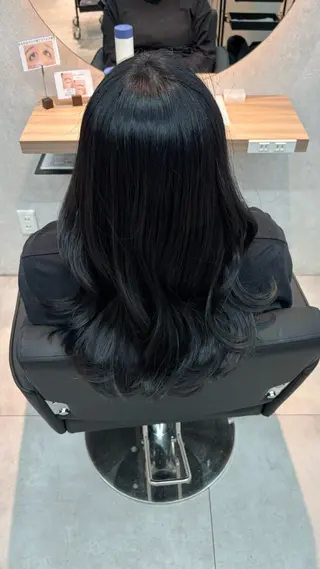 カラー 米倉 陽菜のヘアスタイル