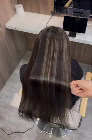 ロング youres hair2'nd所属・高級髪質改善/透明感 艶カラー　瀧本侑輝のヘアスタイル