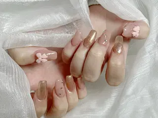 ネイル U·Mi nail salon所属・U·Mi 上野御徒町容のネイルデザイン