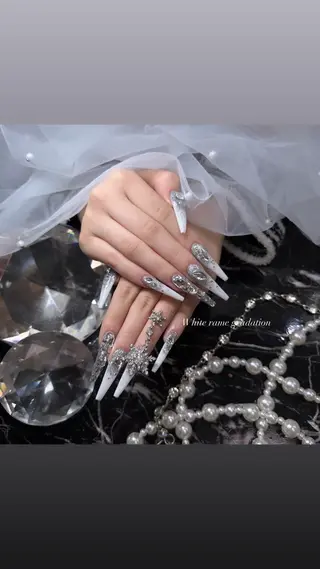 ネイル 加納 莉音のネイルデザイン