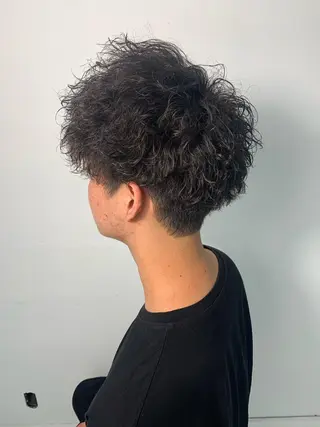 メンズ 柏メンズカットパーマ NO.1タイチのヘアスタイル