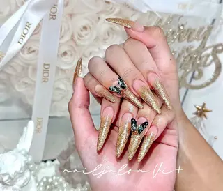 ネイル ✨Nailsalon Vi+✨のネイルデザイン