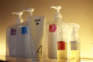 RIKU 髪質改善/縮毛矯正のヘアスタイル