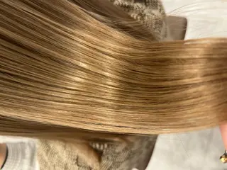 anon Loemのヘアスタイル