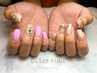 ネイル Li'leaNail AINAのネイルデザイン