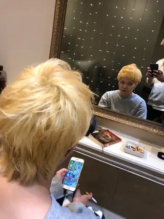 ショート カラー 佐々木 和樹のヘアスタイル