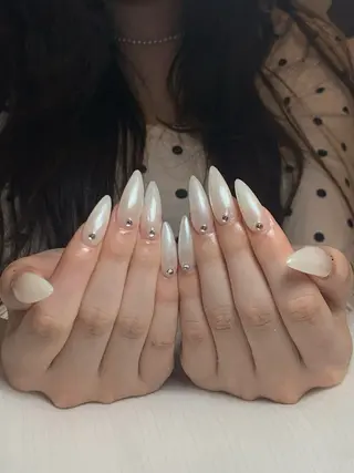 ネイル MIO nail   Osaka所属・Mio nail Osakaのネイルデザイン